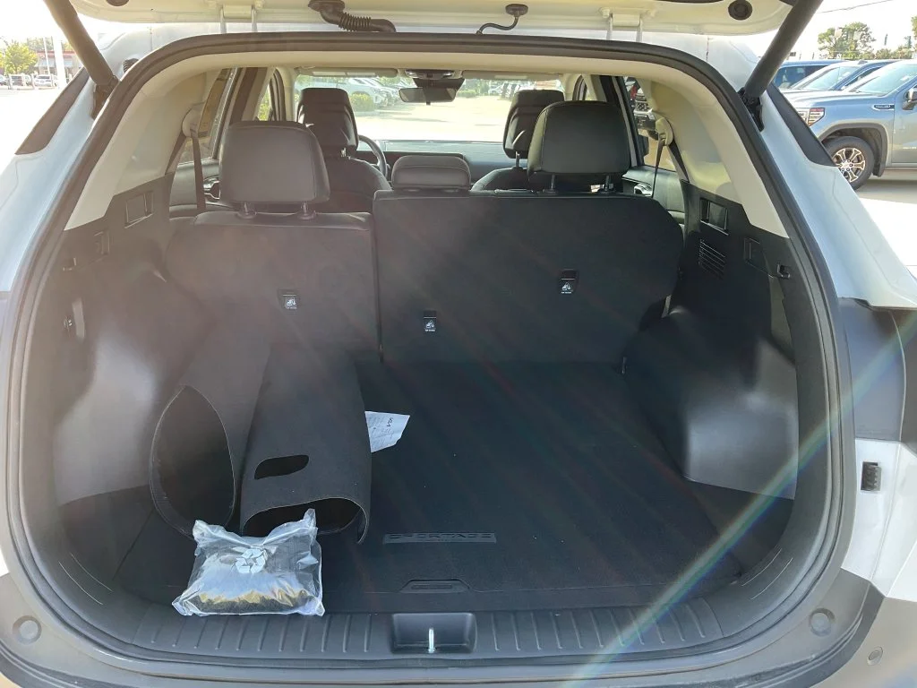 Used 2026 White Kia EX image 9