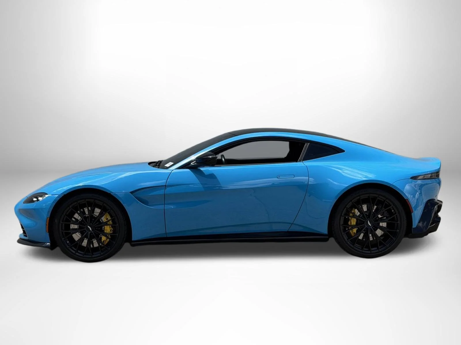 Used 2023 Elwood Blue Aston Martin  image 17