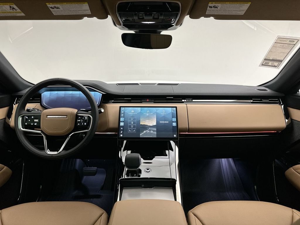 New 2026 Fuji White Land Rover SE image 8