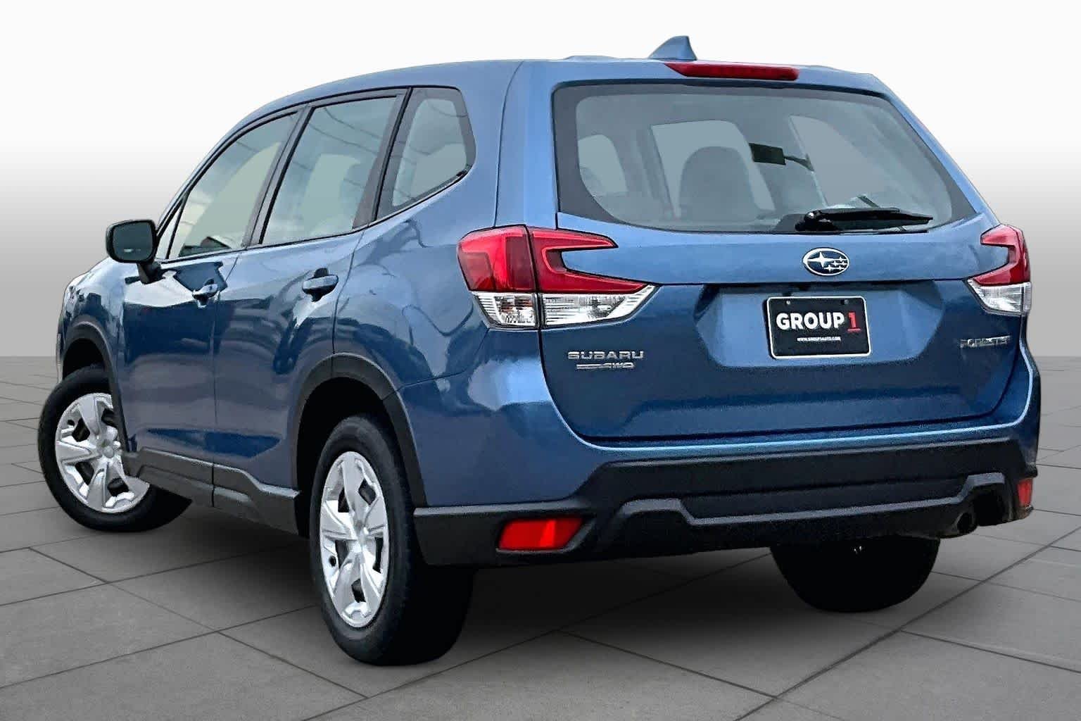 Used 2023 Horizon Blue Pearl Subaru  image 12