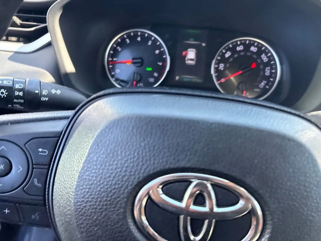 Used 2021 Black Toyota XLE image 16