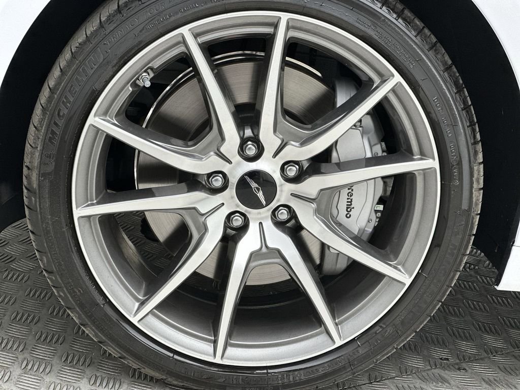 2026 GENESIS G70 Standard - Photo 10