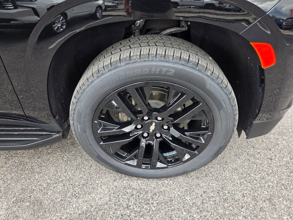 2024 Chevrolet Suburban RST - Photo 21