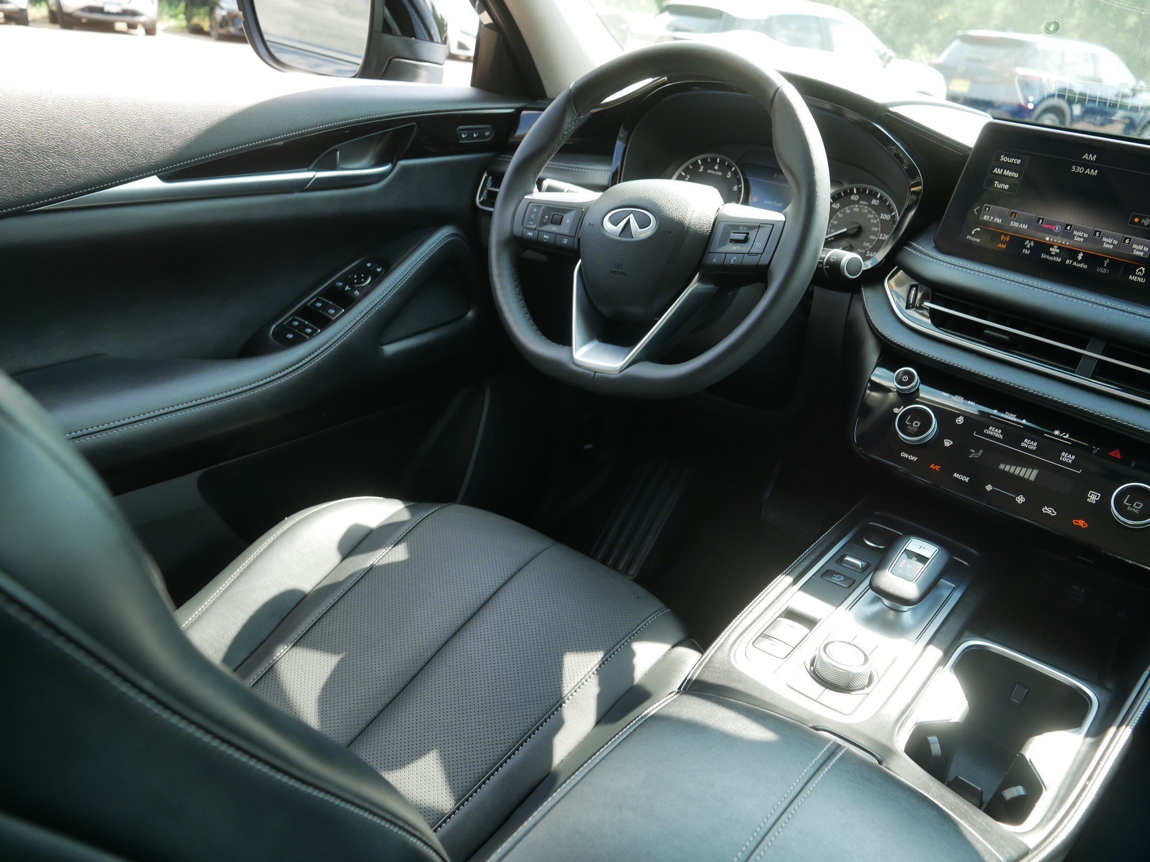 Used 2023 Mineral Black INFINITI PURE image 9