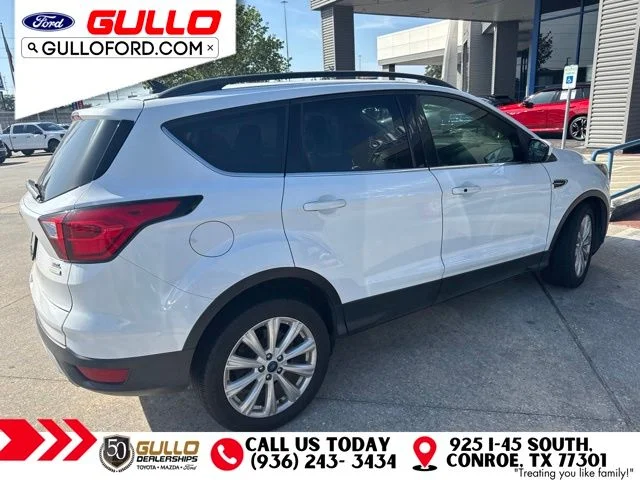 Used 2019 Oxford White Ford SEL image 3