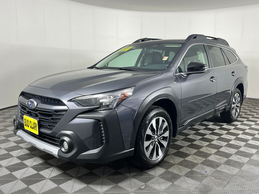 2025 Subaru Outback Limited's photo