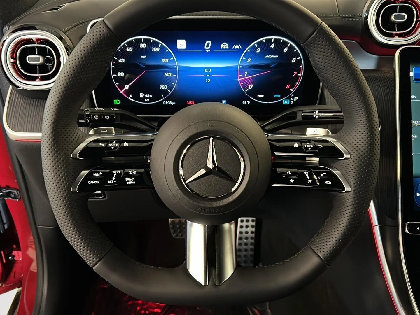 New 2026 MANUFAKTUR Patagonia Red Metallic Mercedes-Benz GLC 300 image 16