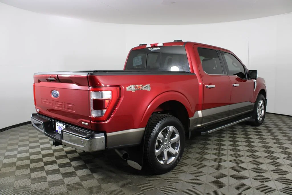 Used 2021 Rapid Red Metallic Tinted Clearcoat Ford Lariat image 5