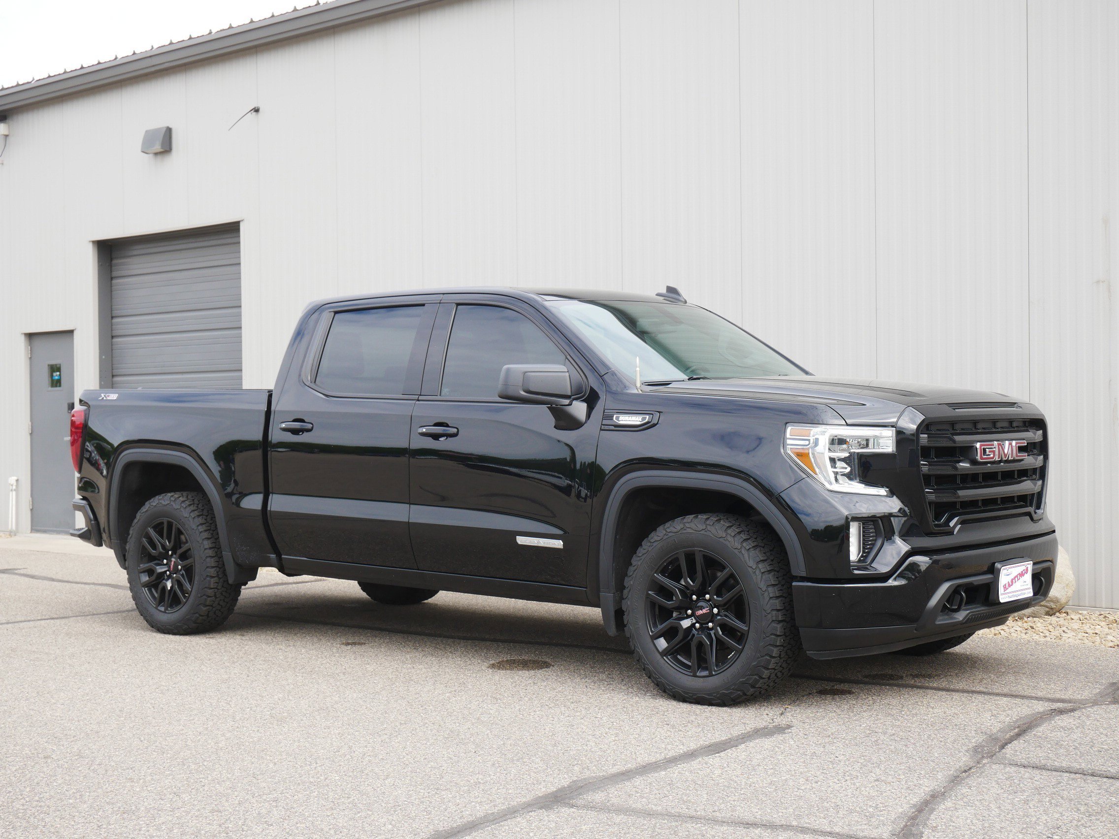 Used 2021 Onyx Black GMC Elevation image 7