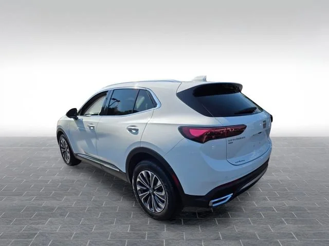 Used 2024 Summit White Buick Preferred image 5