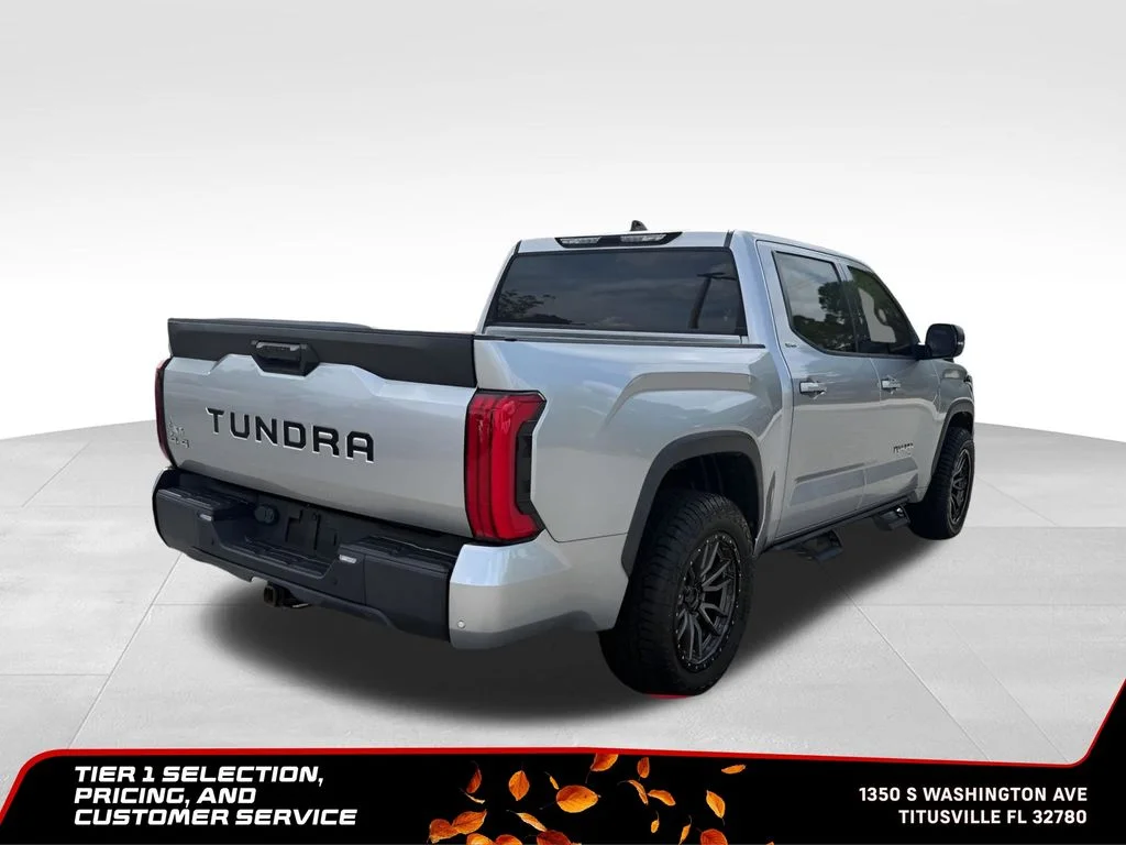 Used 2022 Silver Toyota SR5 image 8