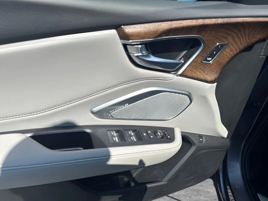 Used 2020  Acura Advance Package image 24