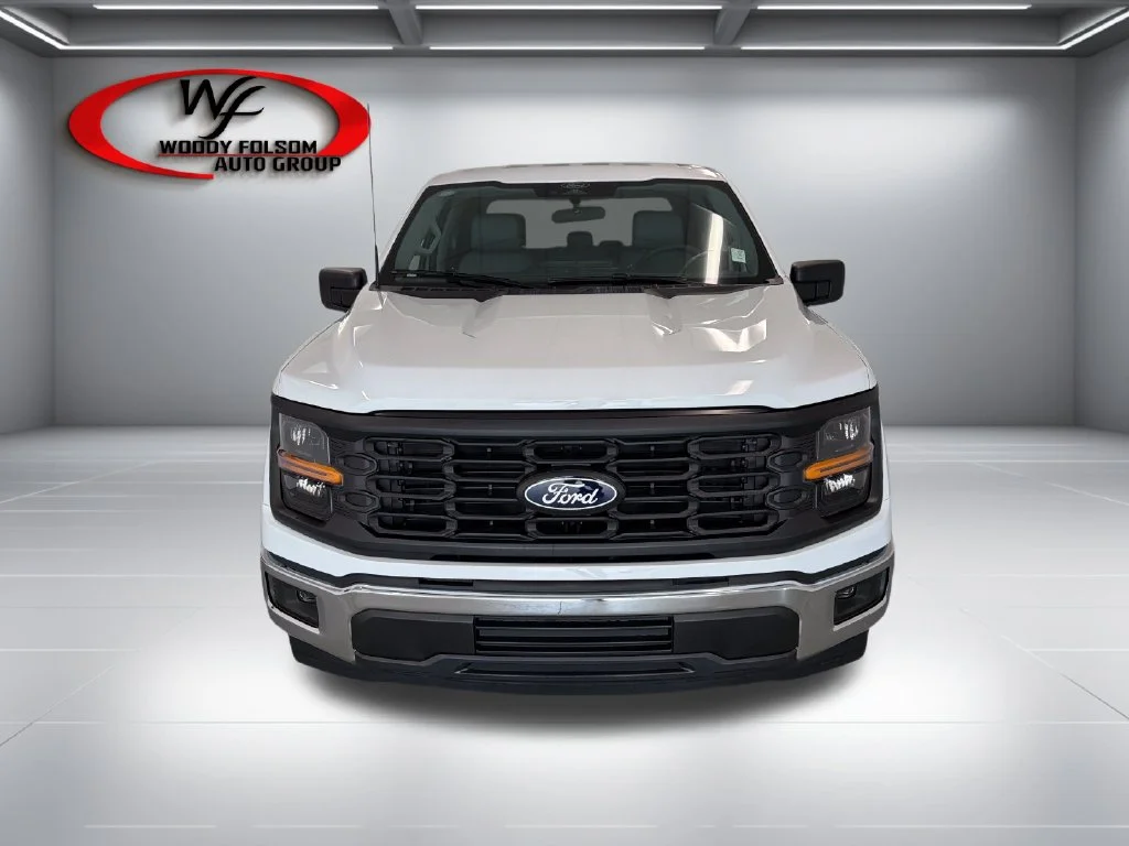 New 2026 Oxford White Ford XL image 2