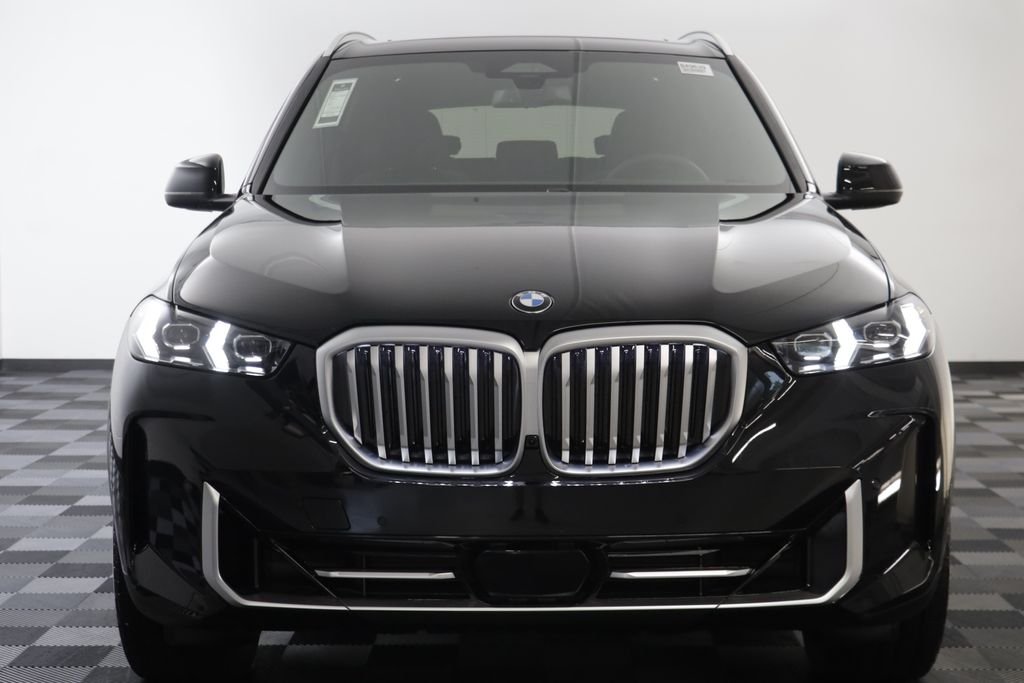 New 2026 Black Sapphire Metallic BMW xDrive40i image 22