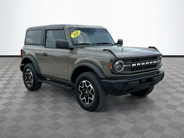 Used 2025 Gray Ford Base image 3