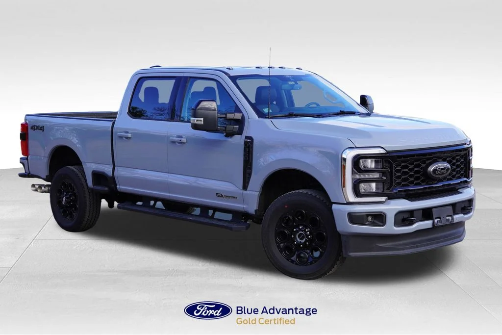 2025 Ford F-350 Lariat 4x4 Crew Cab 6-3/4' Box SRW's photo