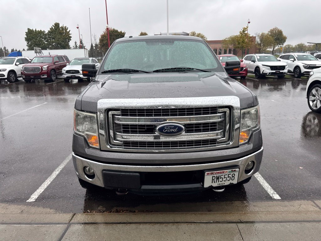 Used 2013 Gray Ford XLT image 2