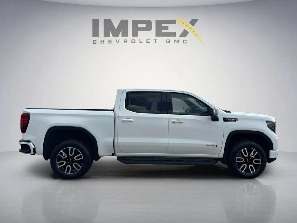 Used 2022 Summit White GMC AT4 image 6