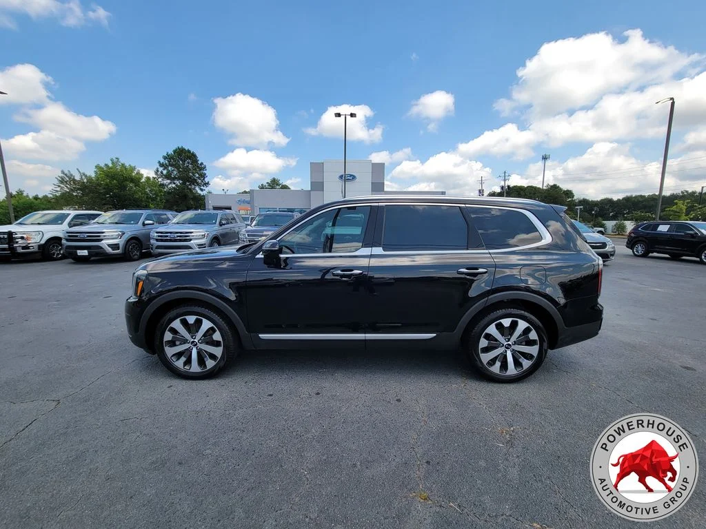 Used 2023 Black Kia SX-Prestige image 3