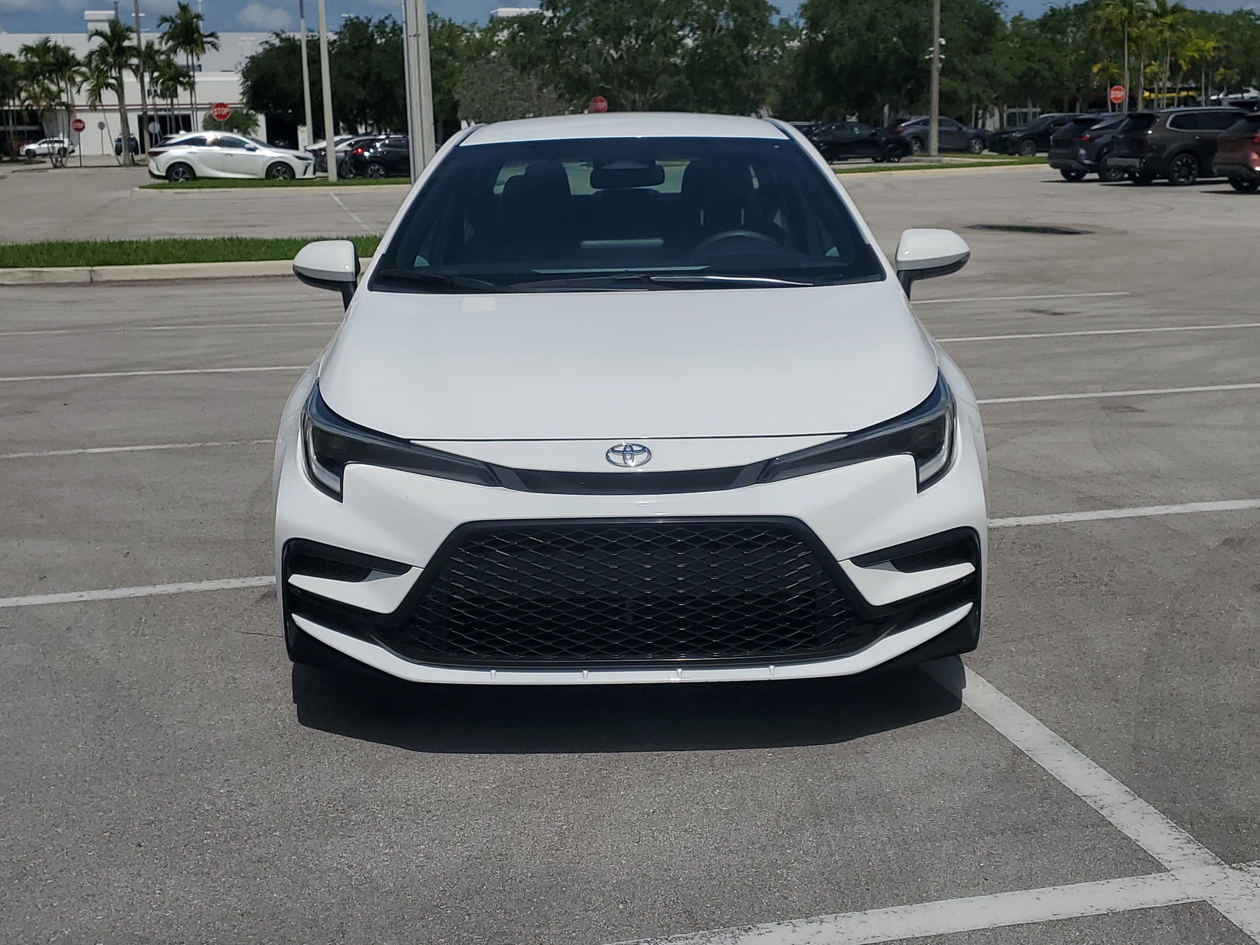 Certified Used 2024 Ice Toyota SE image 8