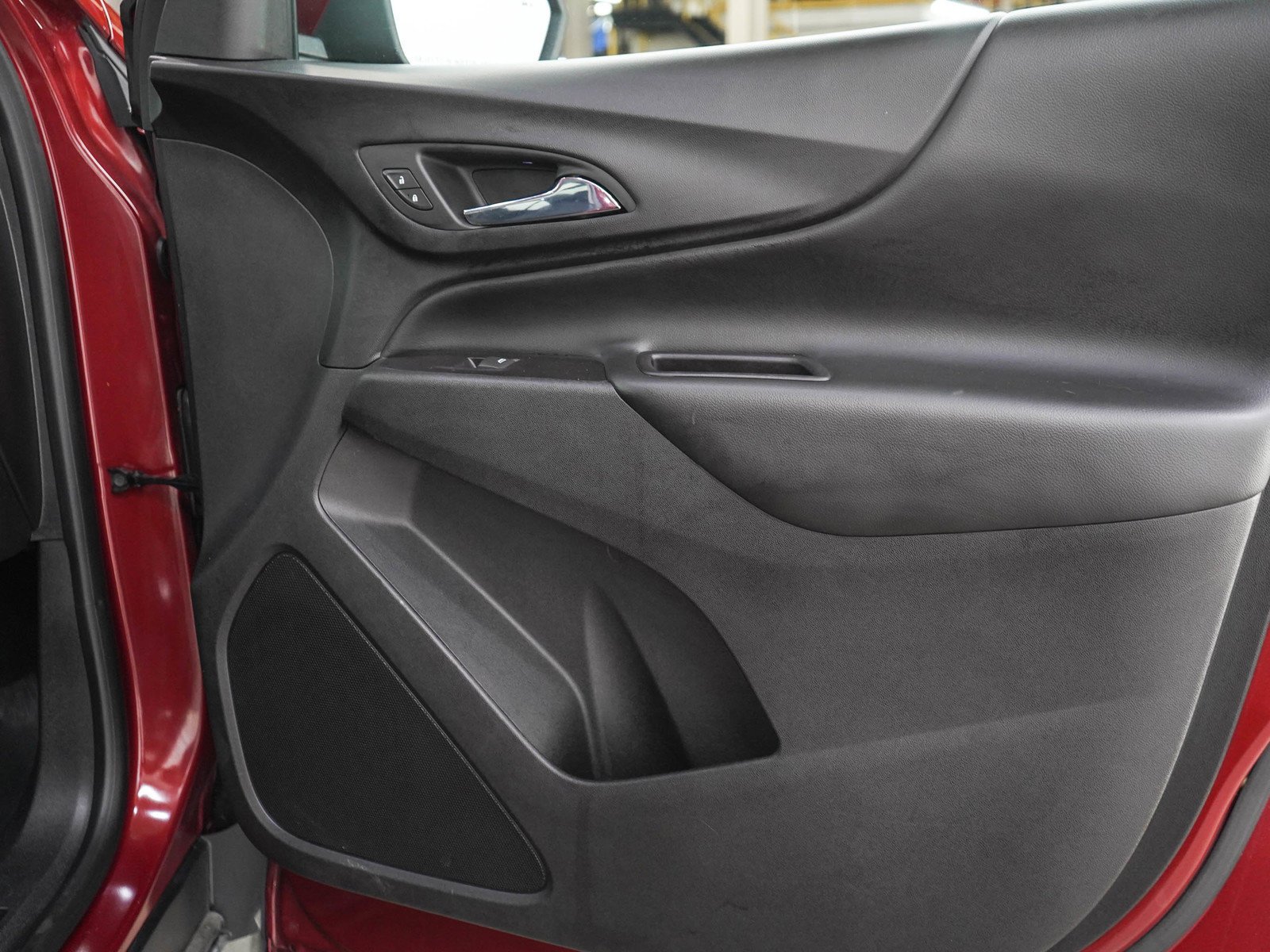 Used 2018 Cajun Red Tintcoat Chevrolet AWD 4dr LT w/2LT image 11