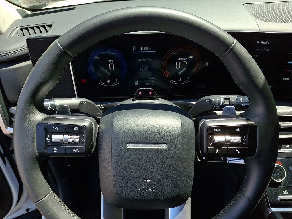 Used 2026 White Hyundai SEL image 19