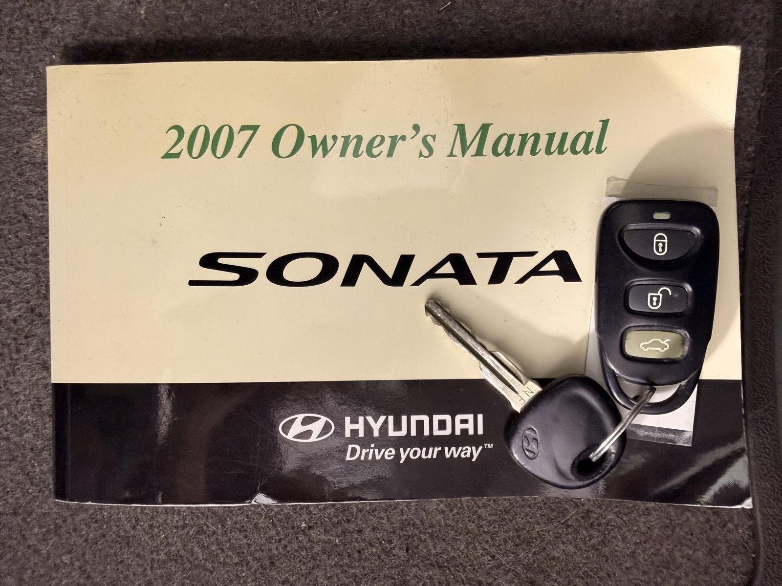 Used 2007 Golden Beige Hyundai SE image 38