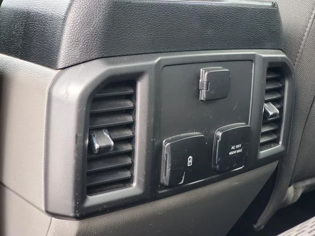 Used 2018  Ford XLT image 27