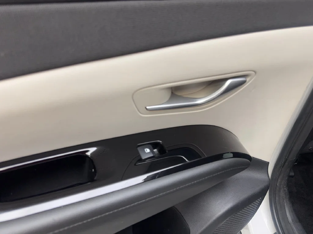Used 2022 Gray Hyundai SEL Convenience image 40