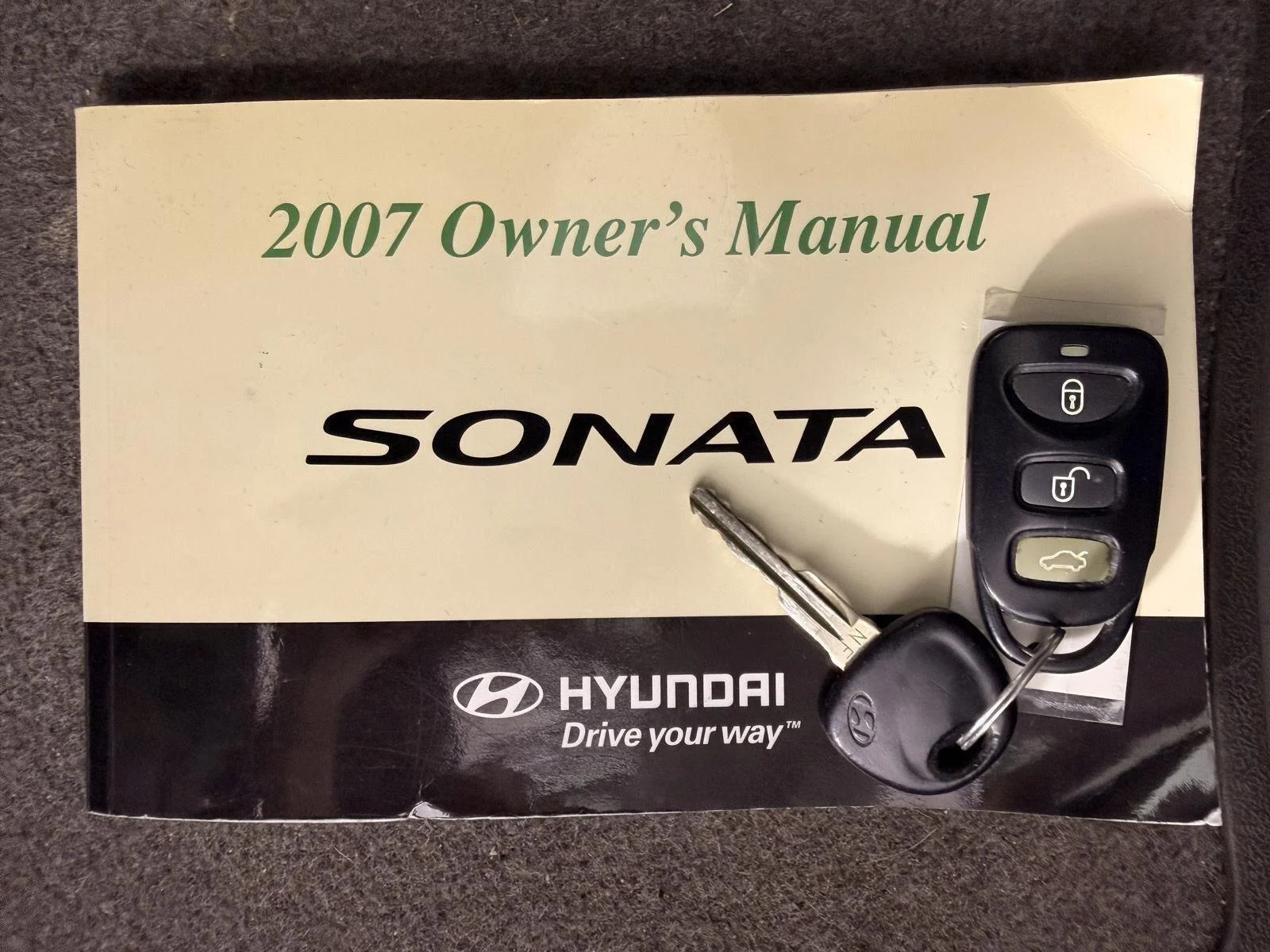 Used 2007 Golden Beige Hyundai SE image 38