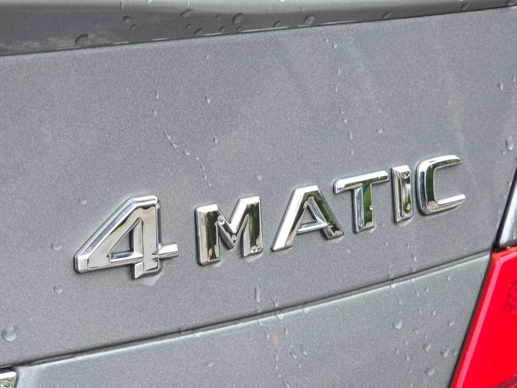 Used 2013  Mercedes-Benz C 300 image 5