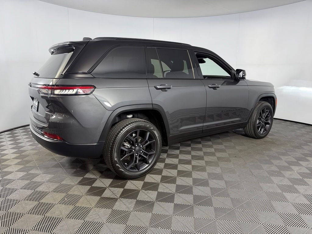 Certified Used 2025 Gray Jeep Limited image 6