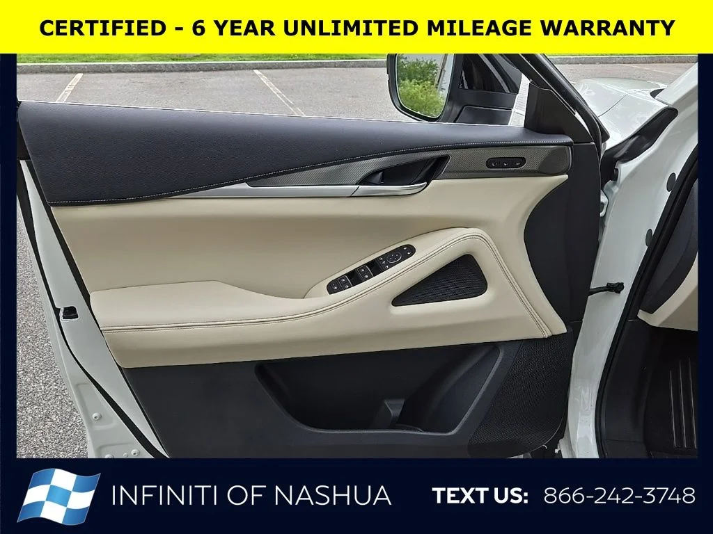 Certified Used 2024 White INFINITI LUXE image 7