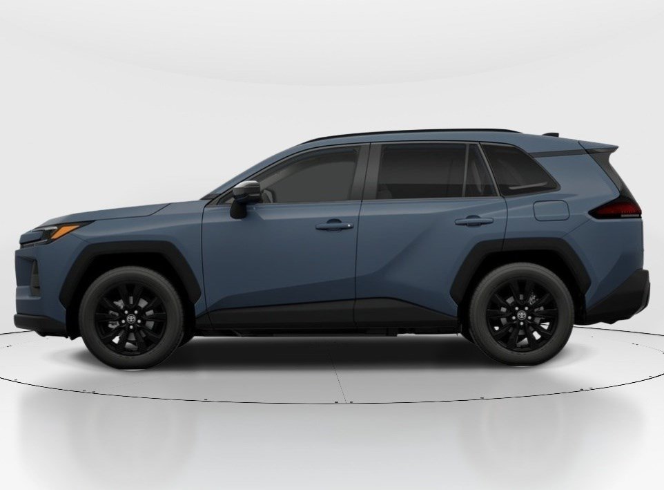 Used 2026 Cloud Toyota XLE Premium image 4