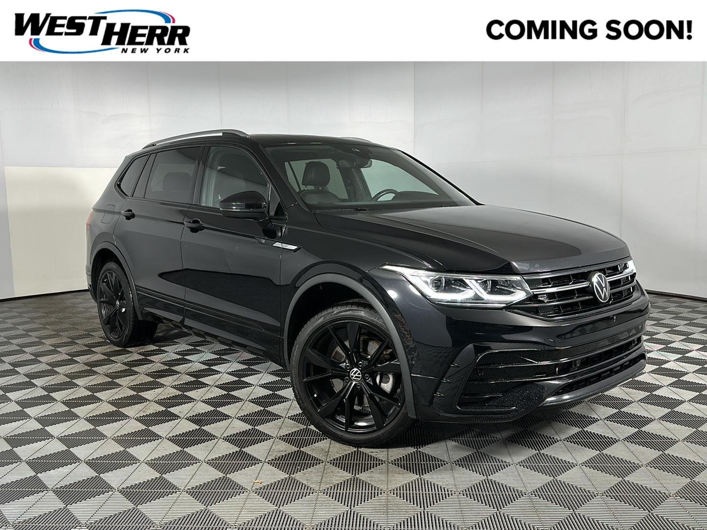 2024 Volkswagen Tiguan 2.0T SEL R-Line 4Motion's photo