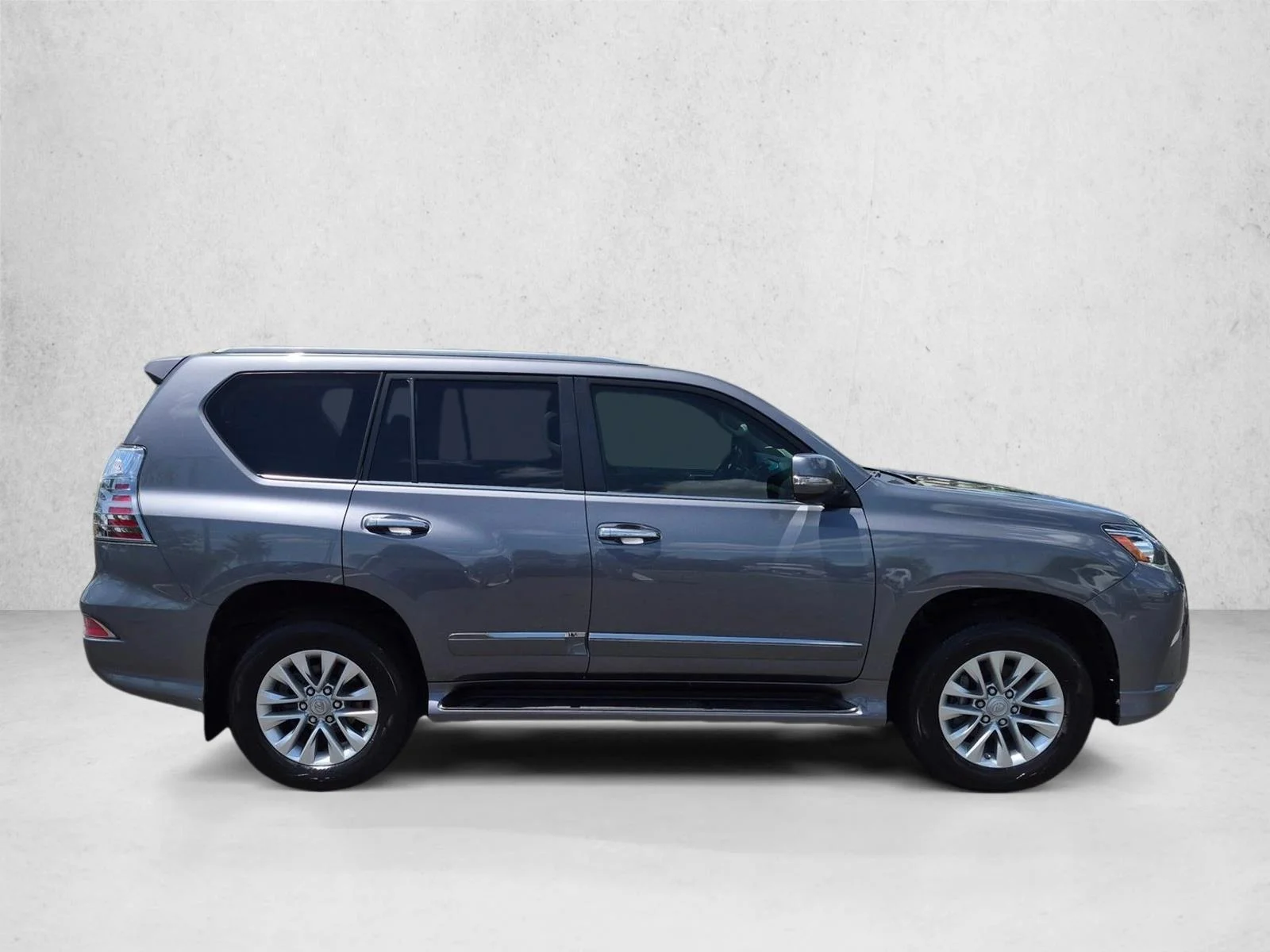 Used 2019 Nebula Gray Pearl Lexus GX 460 image 4