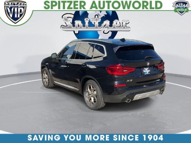 Used 2021  BMW xDrive30e image 12