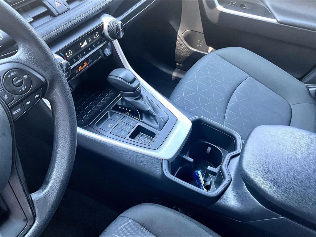 Used 2025 White Toyota XLE image 20