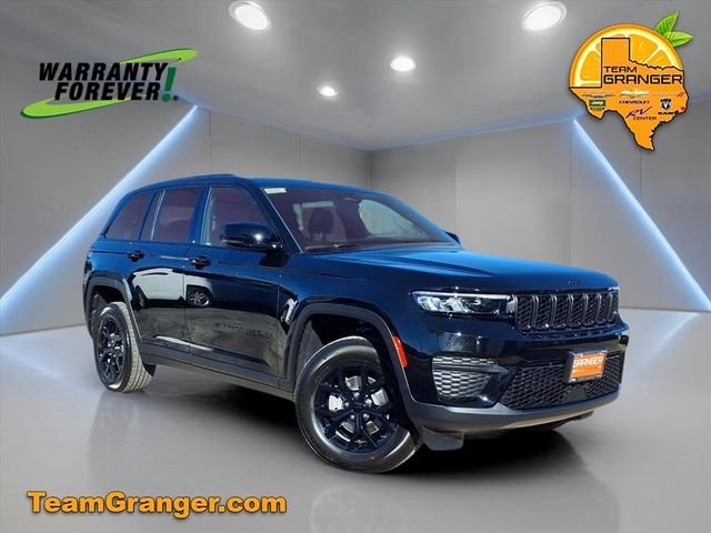 2025 Jeep Grand Cherokee Laredo