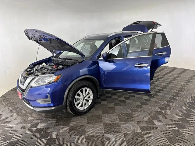 Used 2018 Blue Nissan SV image 10