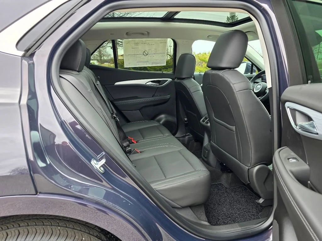 2026 Buick Envision Avenir - Photo 35