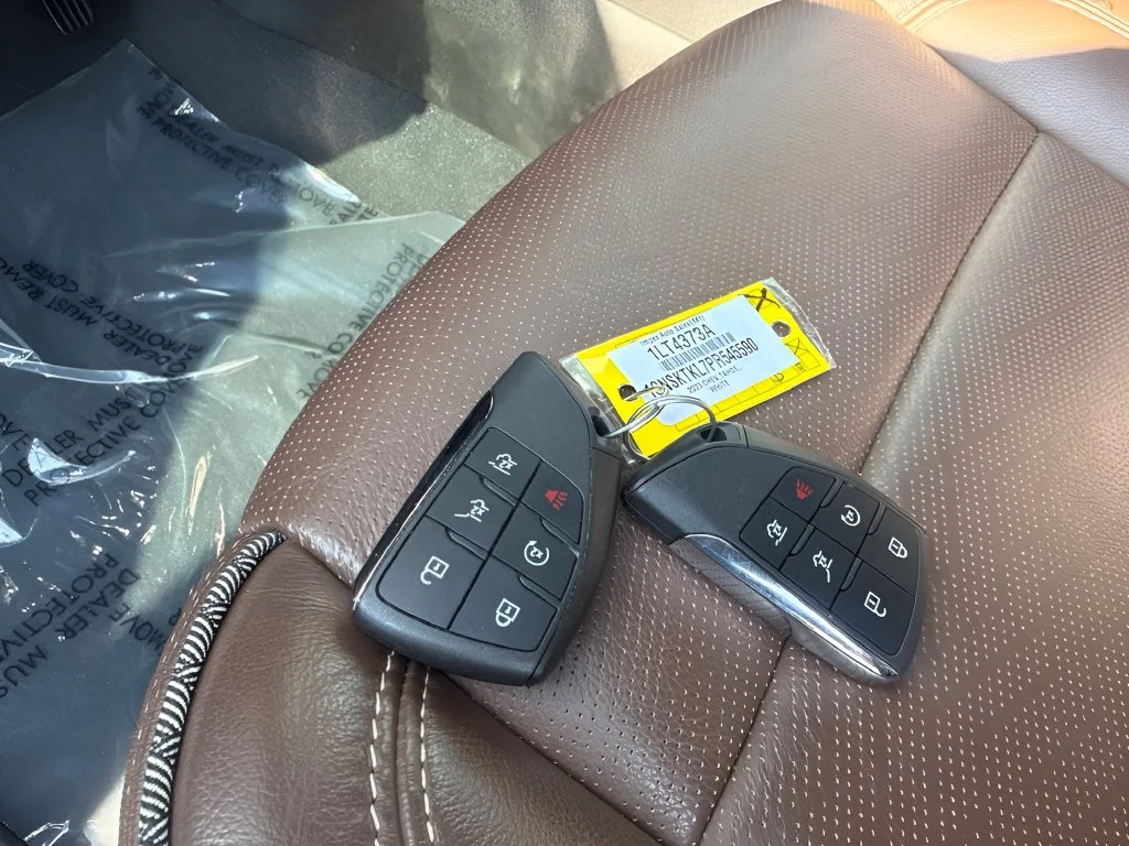 Used 2023 Beige Chevrolet High Country image 29