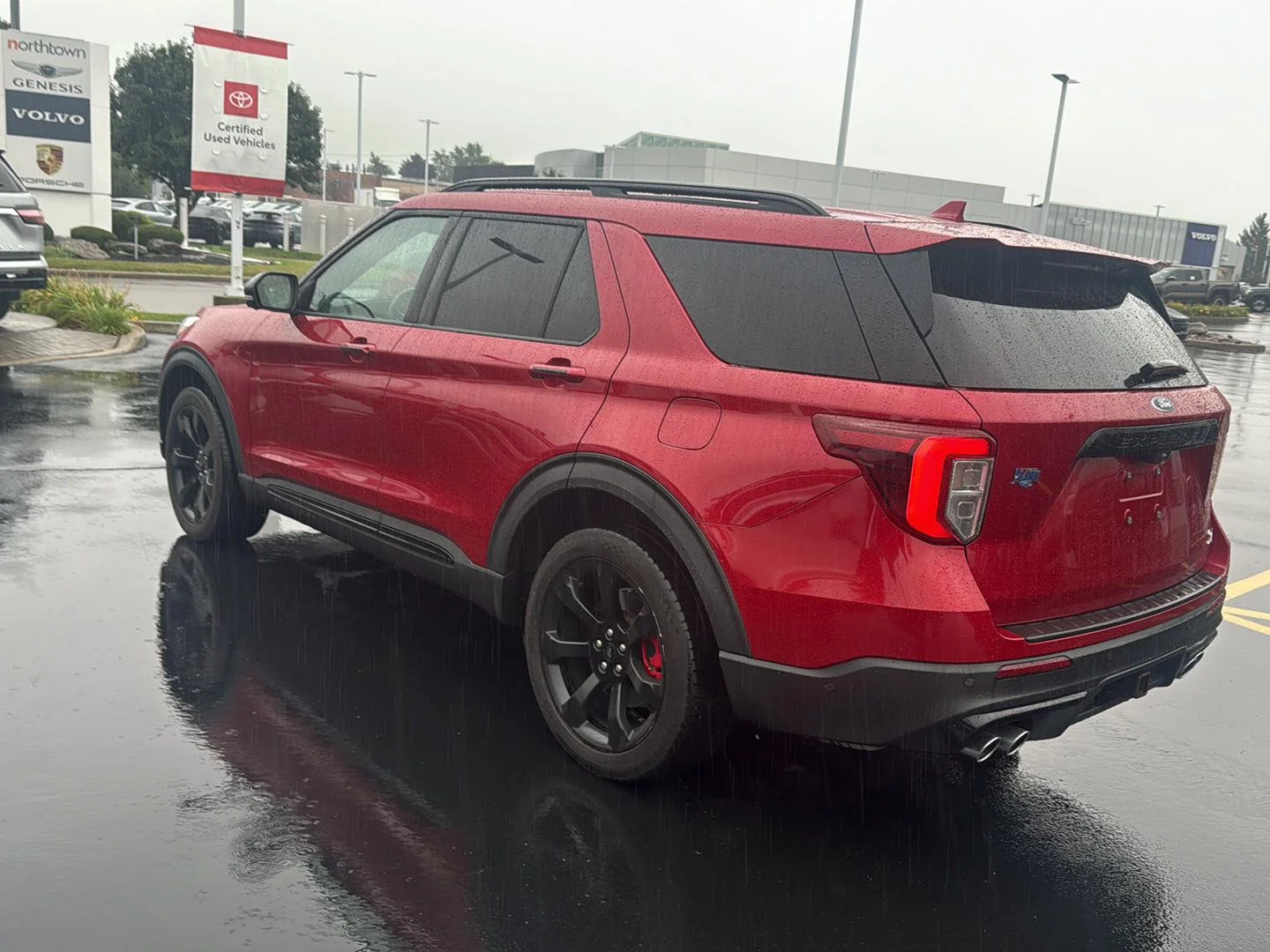 Used 2020 Rapid Red Metallic Tinted Clearcoat Ford ST image 4