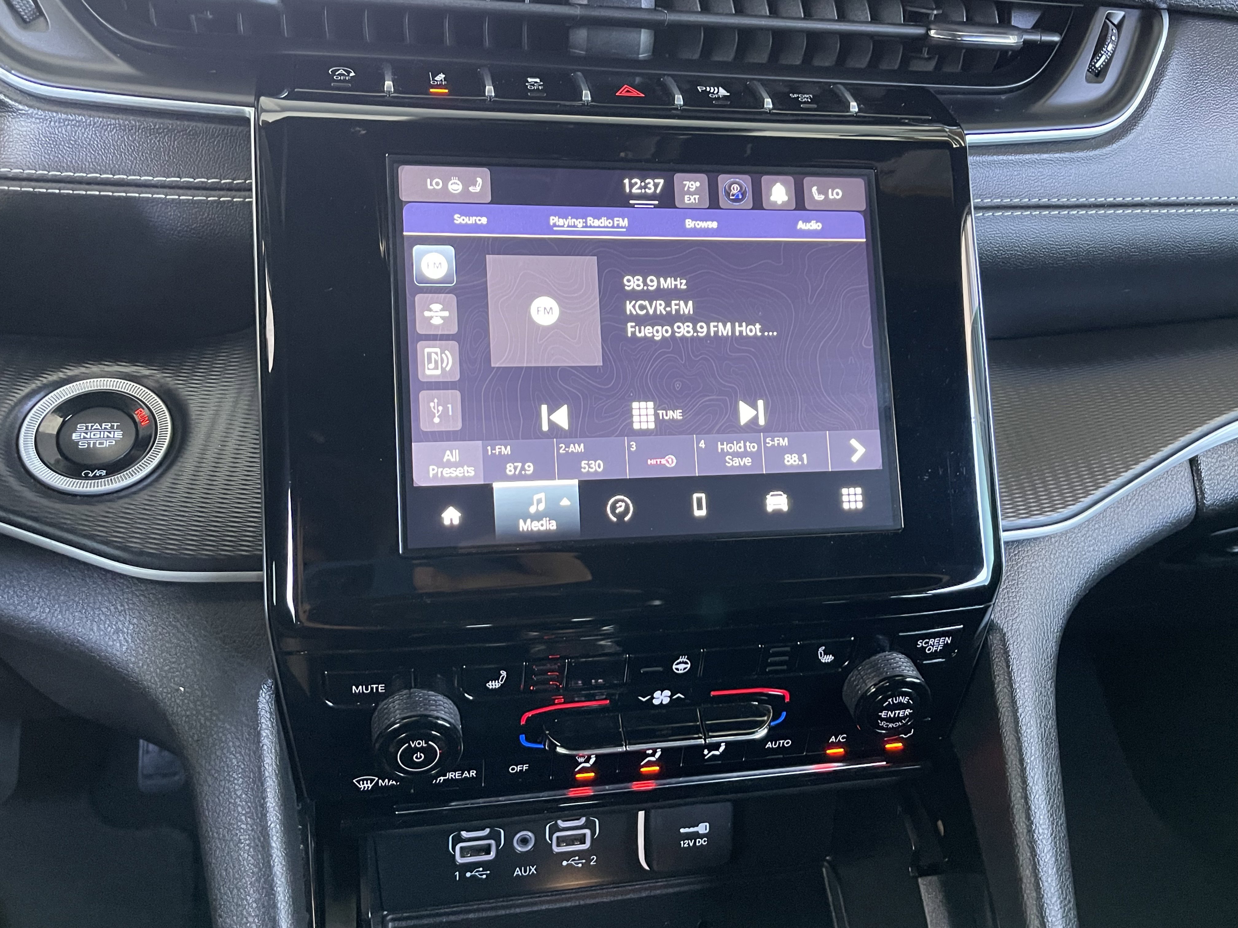 Used 2023 Gray Jeep Altitude X image 23