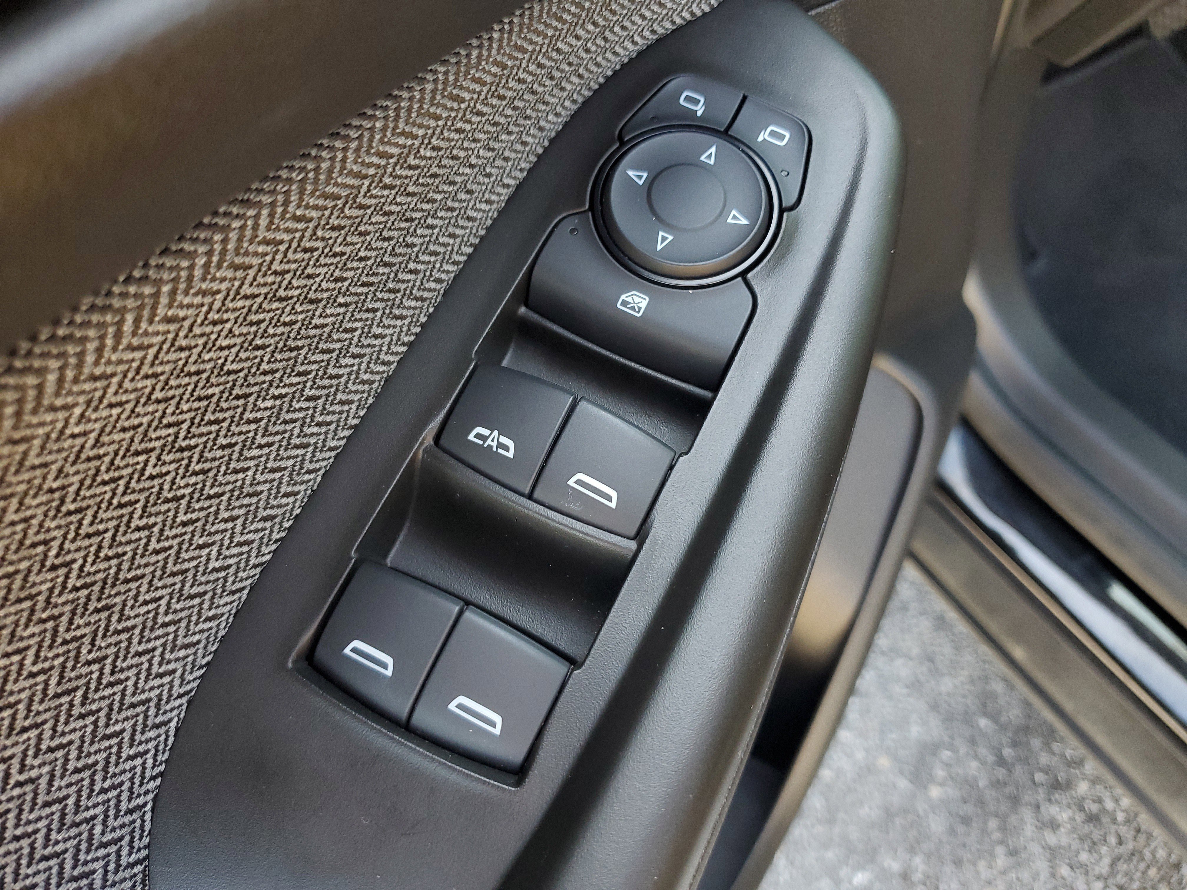 Used 2025 Black Chevrolet LT image 17