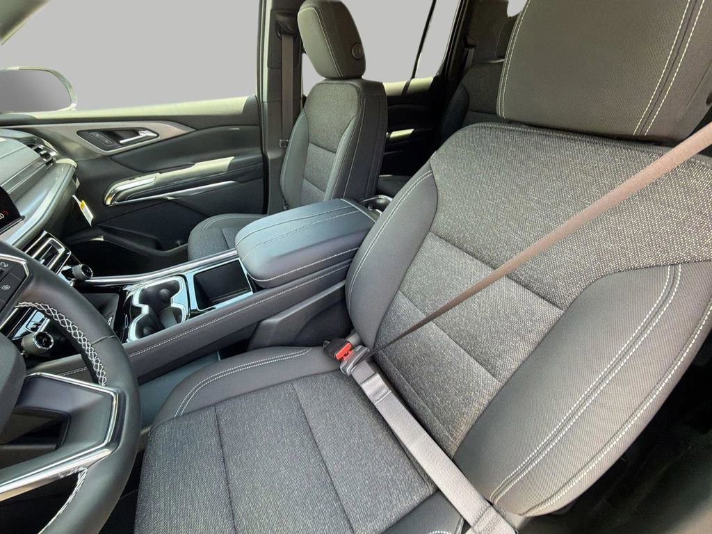 2026 Chevrolet Traverse LT - Photo 17