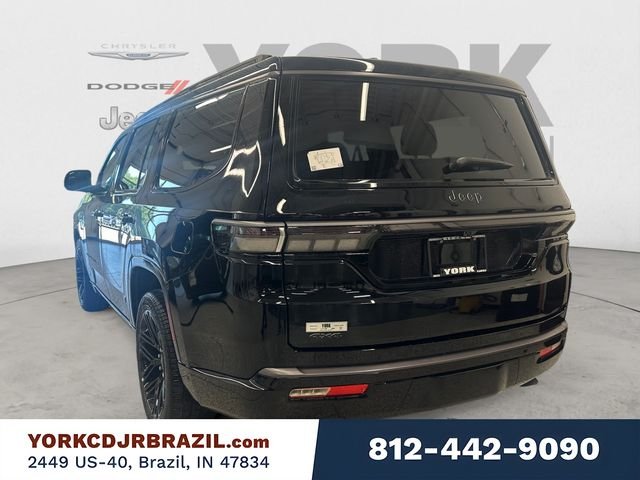 New 2026 High Gloss Black Exterior Paint Jeep Limited Reserve image 3