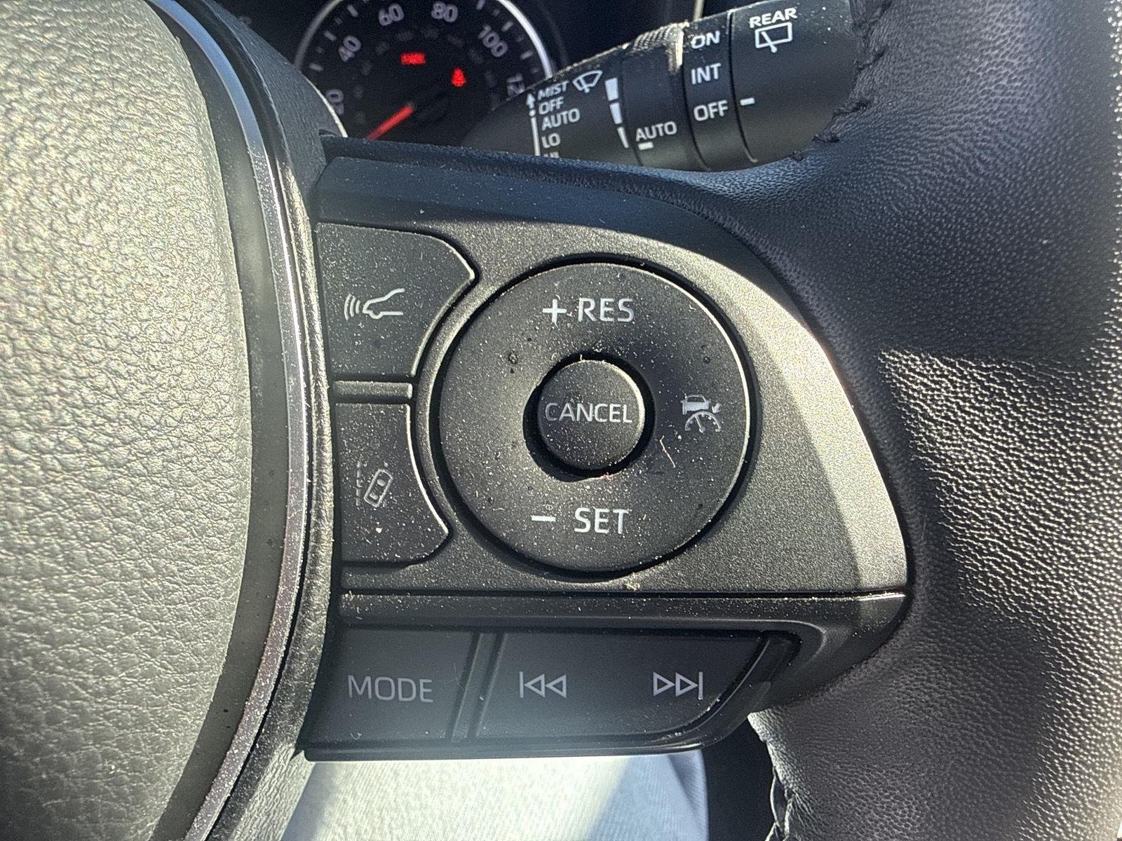Used 2022 Midnight Black Metallic Toyota XLE image 17