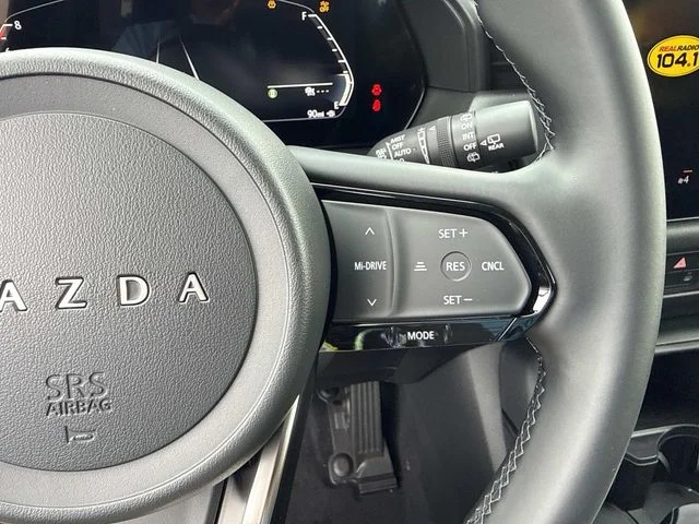 New 2026 Rhodium White Metallic Mazda 2.5 S AWD image 32