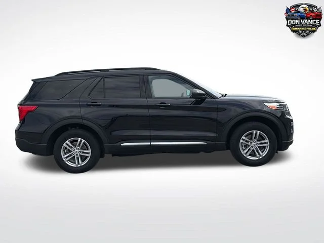Used 2023 Black Ford XLT image 8